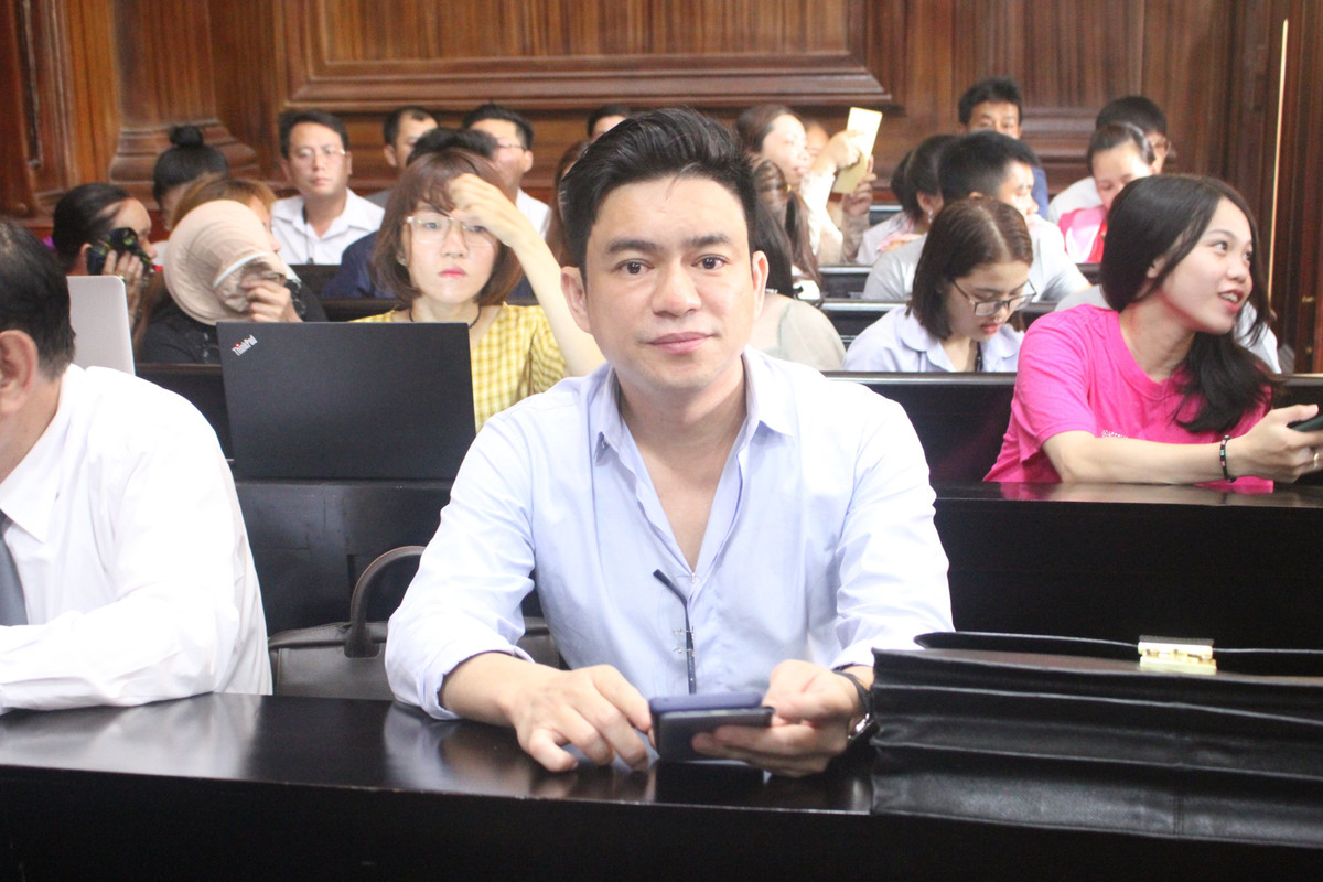 Sau đó, ông Thái được đưa đến bệnh viện cấp cứu với thương tích 5%. Sau khi thực hiện xong, các bị can vứt sim và điện thoại cùng dụng cụ gây án. Mỗi người tham gia được Thanh trả công 30 triệu đồng. (Ảnh: Nguoiduatin)