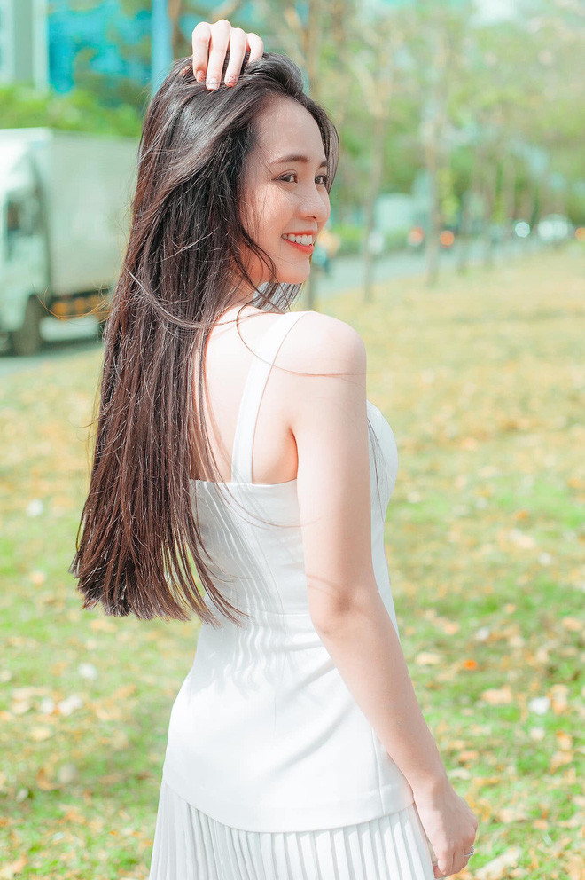 Nu sinh Kon Tum khien hoi trai tan me man boi ve dep nhe nhang-Hinh-2