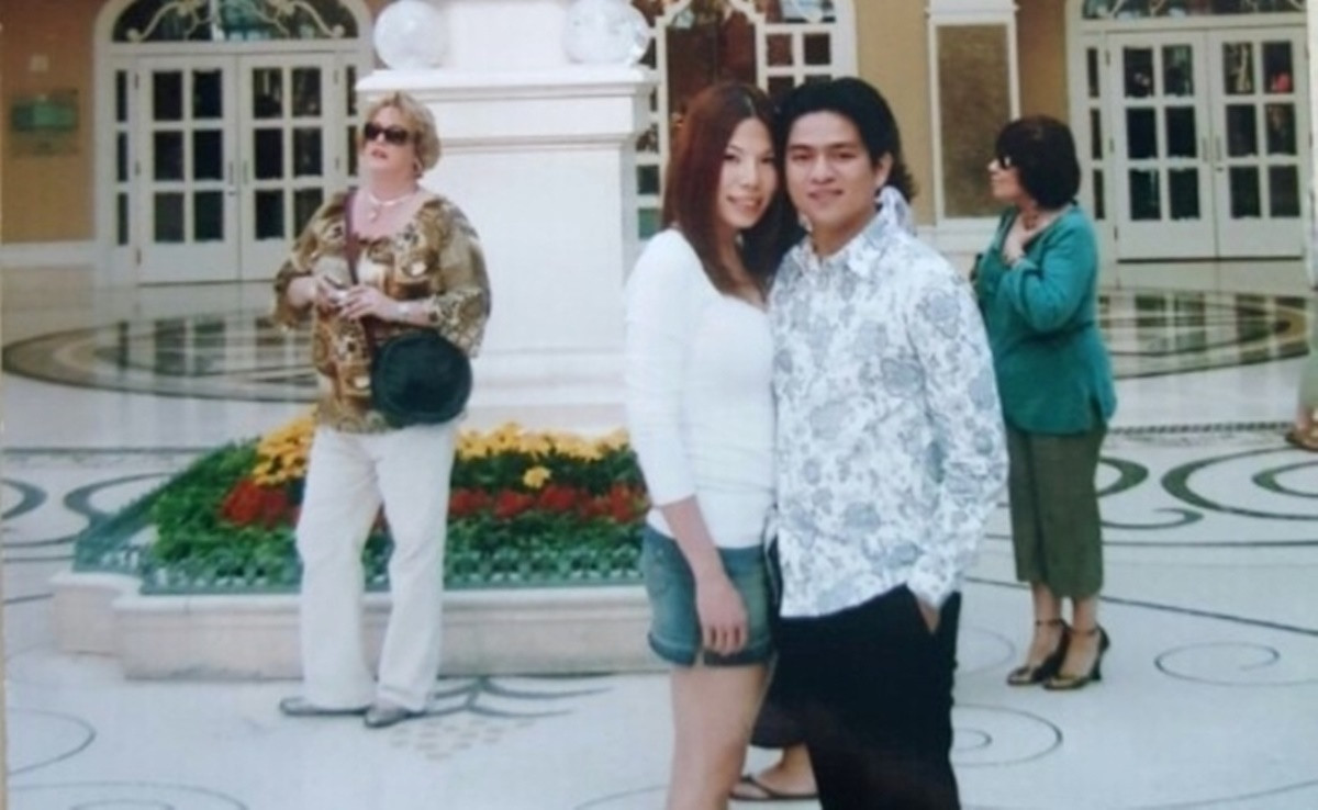 Sau đó, 2 vợ chồng sang Mỹ sinh sống.