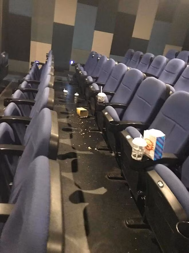 'Co tien di du lich sang chanh ma khong dem theo y thuc thi nen o nha'-Hinh-2