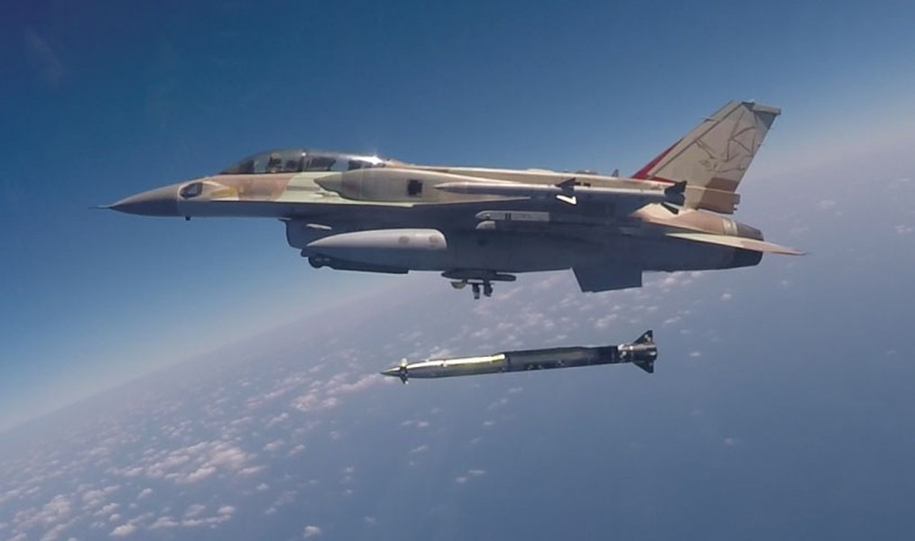 Tên lửa Rampage được hình thành như một vũ khí tăng cường khả năng tấn công các mục tiêu chiến lược.