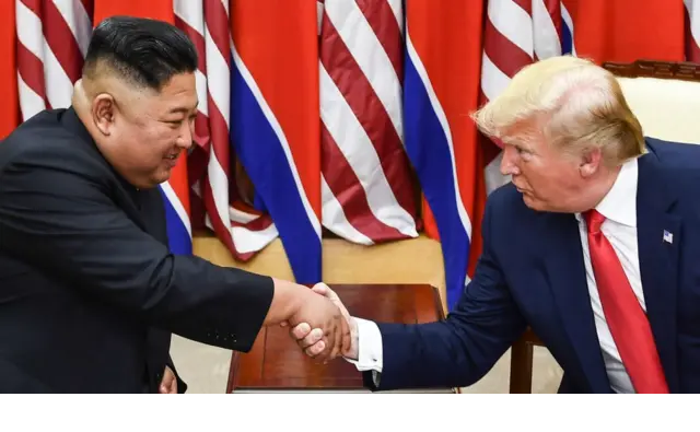 Bruce Klingner, cựu chuyên gia phân tích của CIA hiện làm việc tại Heritage Foundation, cho biết nhà lãnh đạo Kim Jong Un có thể nhìn thấy lợi ích khi tiếp cận ông Trump.