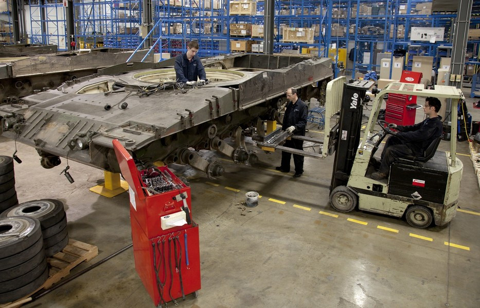 Kế hoạch của Rheinmetall không dừng lại ở đây, "gã khổng lồ" công nghiệp quốc phòng Đức đã công bố ý định xây dựng một nhà máy sản xuất thuốc súng và đạn dược trên đất Ukraine, cũng như khởi động chế tạo hệ thống phòng không mới.