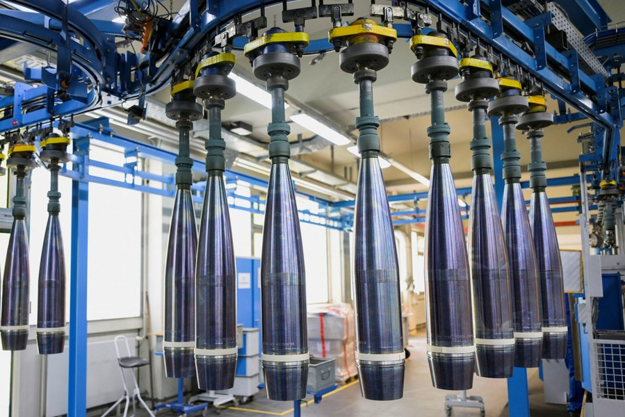 Điều này không chỉ làm nổi bật lập trường của Nga đối với cơ sở hạ tầng quốc phòng nước ngoài trên đất Ukraine, mà còn "khuếch đại" thông điệp chính trị của cuộc xung đột thông qua việc tin tức xuất hiện rộng rãi trên các phương tiện truyền thông.