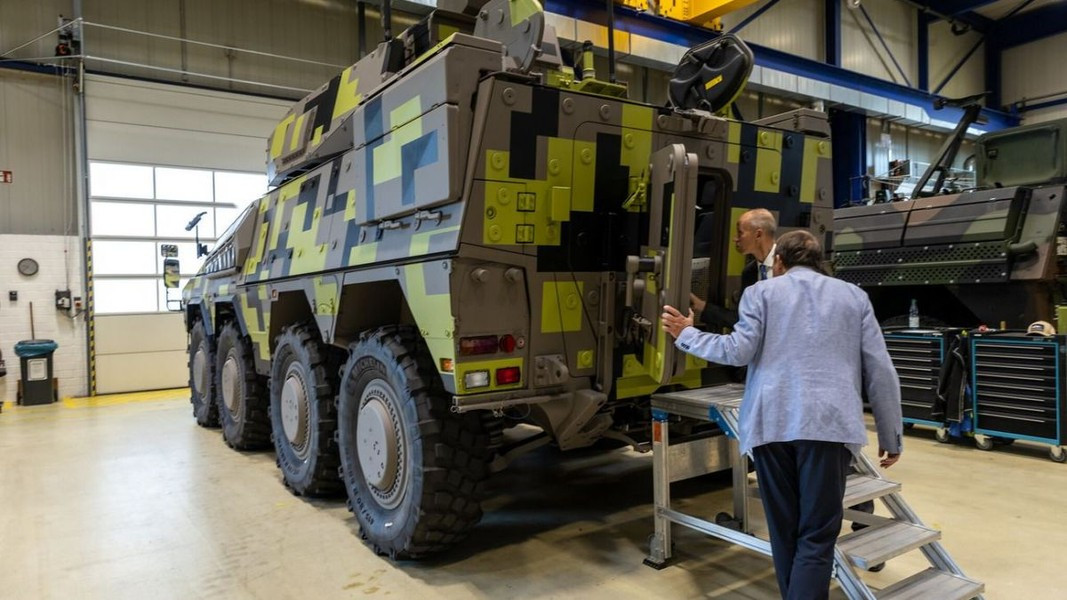 Một chi tiết đặc biệt trong bản kế hoạch này là việc xây dựng cơ sở hạ tầng quốc phòng dựa trên các tiêu chuẩn NATO, đây là một trong những ưu tiên chủ đạo của Tập đoàn Rheinmetall cũng như chính phủ Ukraine.