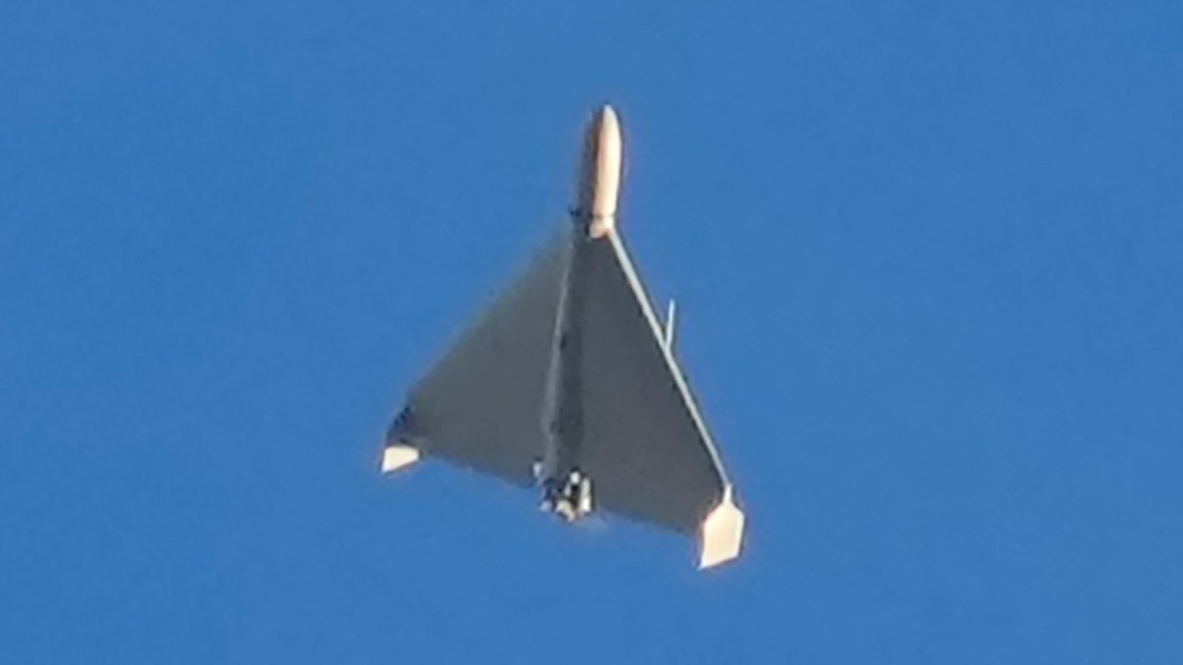 Dự luật được đề xuất cho phép lực lượng phòng không địa phương cũng như các đơn vị NATO đóng quân trên lãnh thổ quốc gia Đông Âu này bắn hạ những mục tiêu bị xem là đe dọa an ninh của Romania và các nước láng giềng.