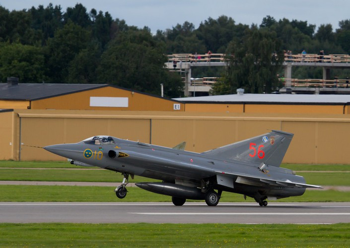 Đã có 644 chiếc được chế tạo trong suốt giai đoạn từ 1955 - 1974, những chiếc Saab -35 cuối cùng nghỉ hưu vào năm 2005 trong biên chế không quân Áo.