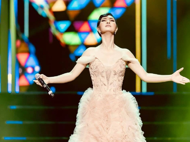 Sau hơn một thập kỷ, Hồng Nhung lấy lại được hình ảnh và có chỗ đứng riêng tại thị trường âm nhạc hải ngoại.