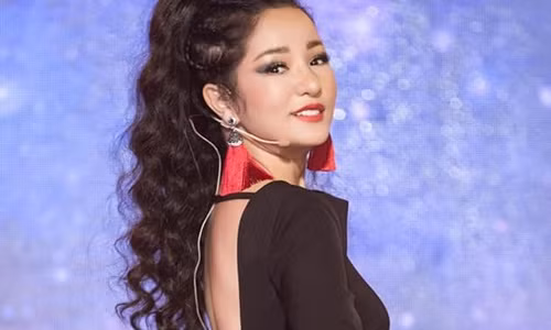 Dien vien hai Nguyen Khoa to Thuy Nga an chan 1000 USD la ai?