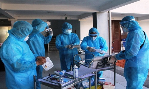 TP.HCM can lam 3 viec neu khong muon qua tai he thong y te-Hinh-2