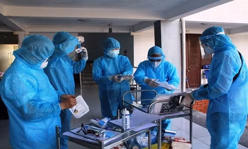 TP.HCM can lam 3 viec neu khong muon qua tai he thong y te-Hinh-2