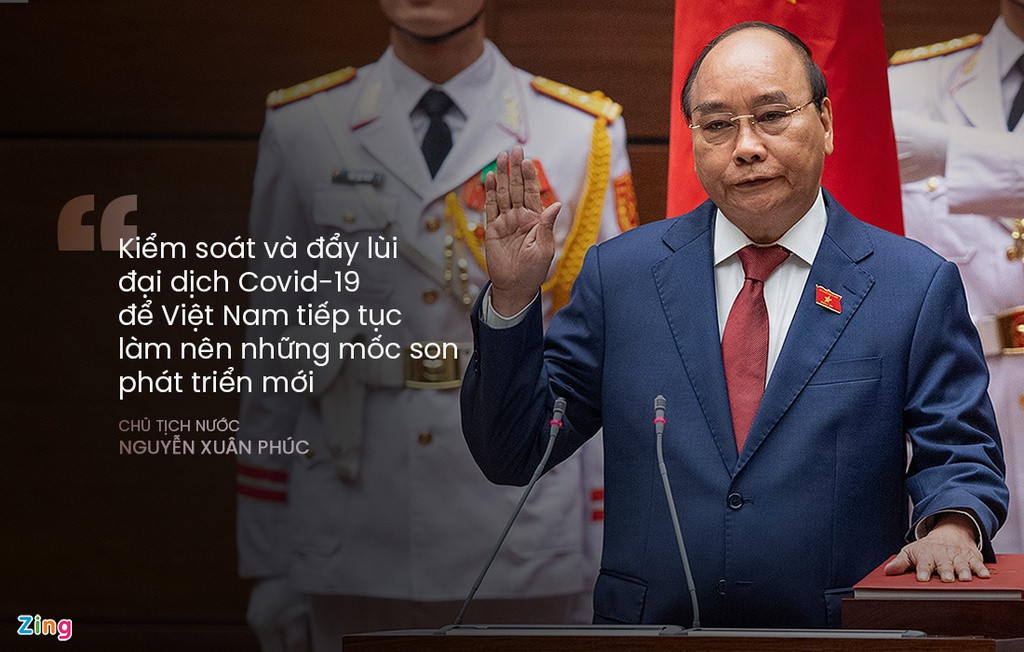 Nhận định đại dịch Covid-19 là nghiêm trọng, chưa từng có trong lịch sử nhân loại, Chủ tịch nước bày tỏ niềm tin "sức mạnh Diên Hồng" cùng tinh thần đoàn kết sẽ giúp chúng ta đẩy lùi, kiểm soát đại dịch Covid-19, để Việt Nam tiếp tục làm nên những mốc son phát triển mới.