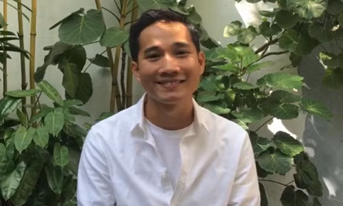 Dao dien phim “Vi” bi cam vi canh khoa than 30 phut la ai?-Hinh-2