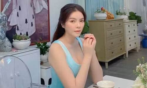 Nghi van Ly Nha Ky da co ban trai sau 7749 lan than e-Hinh-3