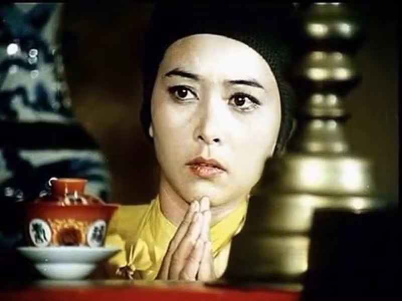 Vai ni cô Huyền Trang trở thành vai diễn để đời của nghệ sĩ Thanh Loan. Bà được đánh giá hóa thân thành công nữ biệt động Sài Gòn vừa dịu dàng, đằm thắm nhưng rất trung kiên, gan góc. Sau nhiều năm, nhiều khán giả vẫn nhớ và gọi bà là ni cô Huyền Trang. Ảnh: Thể thao văn hóa