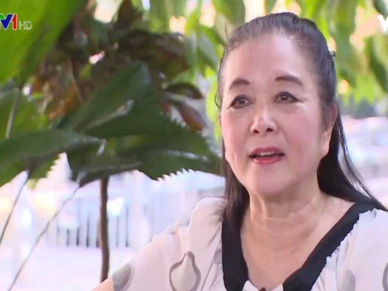 “Tôi mới chỉ có một giải Cánh Diều Bạc khi làm đạo diễn phim Những người trong truyện và một giải khuyến khích của Hội Điện ảnh Việt Nam cho phim Bộ trưởng của chúng tôi”, “Ni cô Huyền Trang” cho hay. Ảnh: VTV