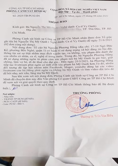 Ca si Vy Oanh gui don to cao ba Phuong Hang-Hinh-3