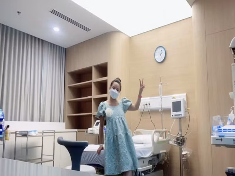 Nữ ca sĩ cho biết, cô sẽ không sử dụng điện thoại trong 1 tháng sau khi sinh nở trừ những việc quan trọng để giữ sức khỏe.