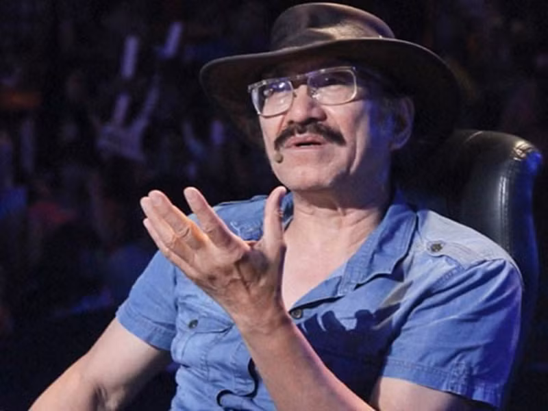 Nhạc sĩ Nguyễn Cường từng nhận xét về "nữ hoàng nhạc nhẹ" Thanh Lam: “Nghệ sĩ mà thăng bằng, tỉnh táo quá là vứt, cảm giác chông chênh mới mang lại thăng hoa trong sáng tạo. Có thể thấy sự thiếu thăng bằng đến nghiêng ngả ở Thanh Lam, thể hiện ở sự khát khao, nổi loạn, có lúc đẩy niềm vui lên đến tận cùng, rồi cũng có lúc để mình chìm đi trong nỗi buồn. Đó là cái hay, cái mạnh của Thanh Lam". Ảnh: Người lao động