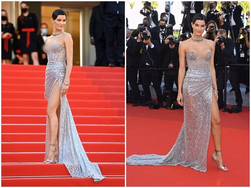 Isabeli Fontana lọt top mỹ nhân mặc đẹp nhất thảm đỏ Cannes 2021 ngày thứ 8. Chân dài 38 tuổi chọn mẫu váy cúp ngực xẻ đùi.