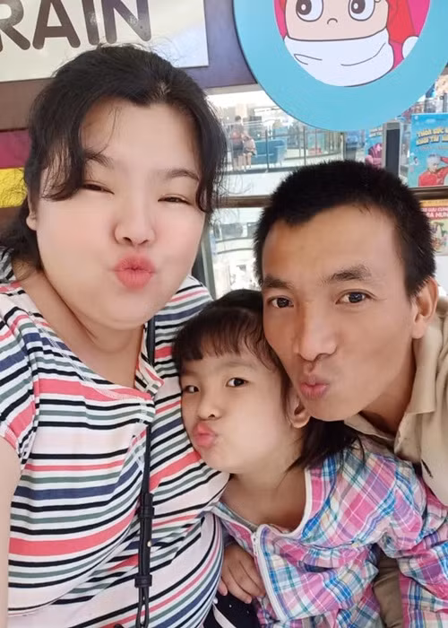 Nữ diễn viên hài lòng với những gì mình đang có dù chưa từng nhận được món quà lãng mạn, những điều bất ngờ từ ông xã vào các dịp lễ.