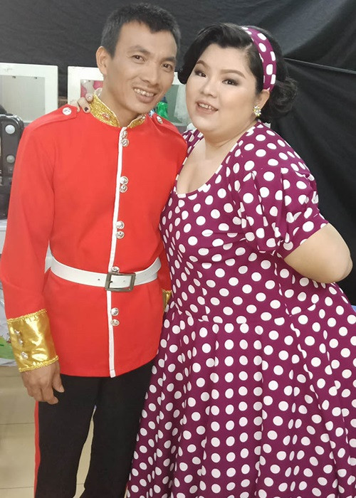 Trong quãng thời gian Tuyền Mập bị bệnh nặng, Hiếu Nghĩa là người túc trực chăm sóc. Năm 2015, sau 4 năm hẹn hò, nữ diễn viên làm đám cưới. Ảnh: Dân Việt