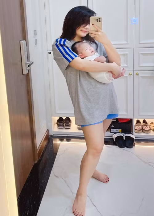 Bảo Thanh sinh con gái thứ hai Nanu hồi tháng 5 vừa qua.