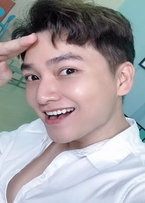 Diễn viên Nguyễn Minh Đức chia sẻ: “Đức nghĩ mình sẽ cố gắng thật nhiều trong thời gian sắp tới, sẽ không đi chậm nữa mà cố bước thật nhanh. Mong khán giả sẽ luôn thương yêu và đón nhận Đức trong tất cả mọi vai diễn”.