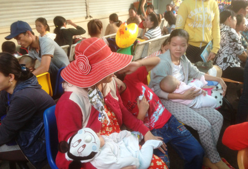 Trẻ nhỏ nàm, ngòi la liẹt o BV tù rạng sáng chò…bác sĩ-Hinh-9