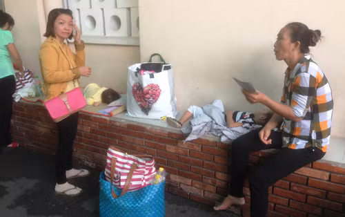 Trẻ nhỏ nàm, ngòi la liẹt o BV tù rạng sáng chò…bác sĩ-Hinh-8