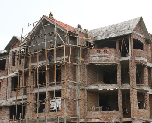 Sinh nam nao nen muon tuoi lam nha nam At Mui 2015