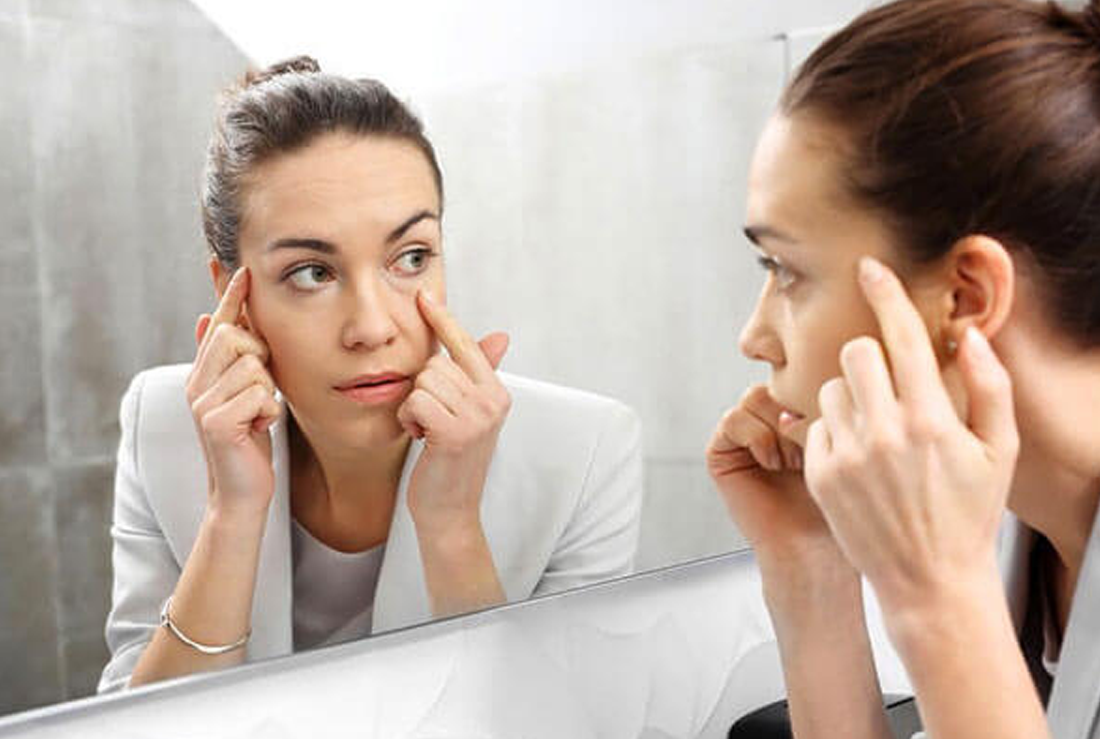 Bật mí cách chăm sóc da cho người ngồi phòng máy lạnh Bat mi cach cham soc da cho nguoi ngoi phong may lanh