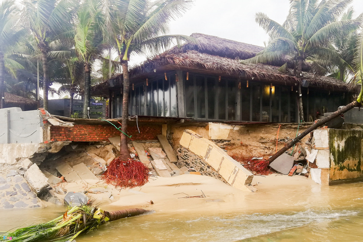 Rac ngap bai bien Da Nang sau mua lut-Hinh-4