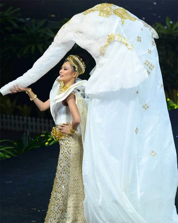 H'Hen Nie gay nao nhiet Miss Universe 2018 bang trang phuc 