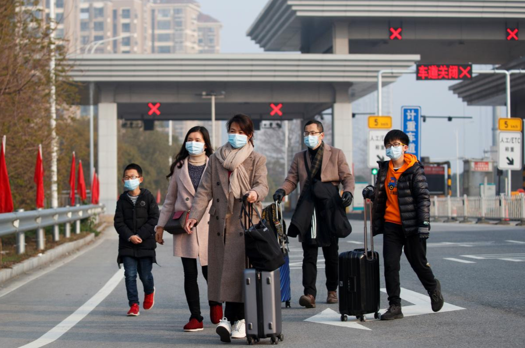 Dịch bệnh, được cho là bắt nguồn từ chợ hải sản ở thủ phủ Vũ Hán của tỉnh Hồ Bắc, đã khiến WHO phải tuyên bố tình trạng khẩn cấp toàn cầu lần thứ 6 hôm 30/1.