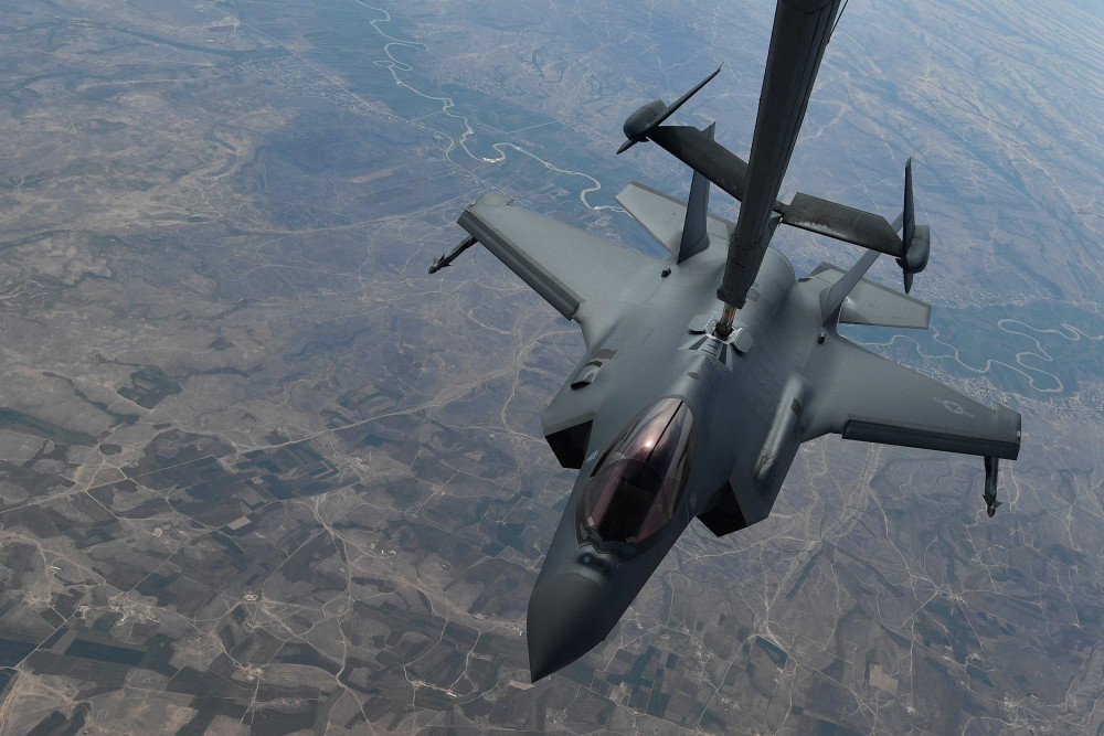 Số tiền 4,6 tỷ USD trên bao gồm cả chi phí để đào tạo phi công Ba Lan ở Mỹ, đào tạo nhân lực bảo dưỡng F-35, xây dựng cơ sở vật chất để phục vụ loại tiêm kích này cũng như chi phí vật tư, phụ tùng thay thế trong tương lai. Nguồn ảnh: BMPD.