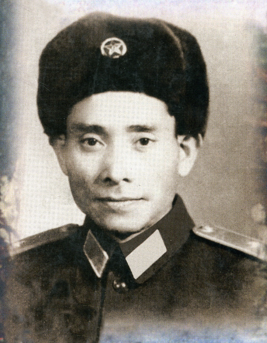 Trong những giai đoạn khó khăn nhất, Nguyễn Sơn cũng là người Việt Nam duy nhất tham gia và hoàn thành từ đầu tới cuối cuộc "Vạn lý Trường chinh" gian khổ dài 12.000 km cùng 30 vạn Hồng quân Trung Quốc. Nguồn ảnh: TL.