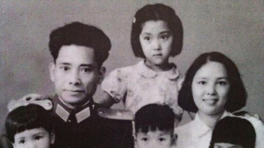 Năm 1945, tướng Nguyễn Sơn về nước hoạt động cách mạng, ông ngay lập tức giữ nhiều chức vụ quan trọng trong chính quyền non trẻ mới thành lập của Việt Nam Dân chủ Cộng hoà. Nguồn ảnh: TL.