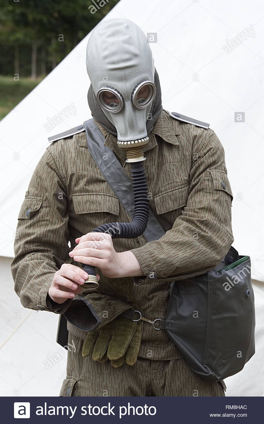 Loại mặt nạ này được thiết kế để chịu được khí hậu khắc nghiệt ở Liên Xô trong quá khứ, nó có thể hoạt động được trong mọi điều kiện thời tiết, chịu được nhiệt độ tối đa -40 độ cho tới 114 độ C. Nguồn ảnh: Alamy.