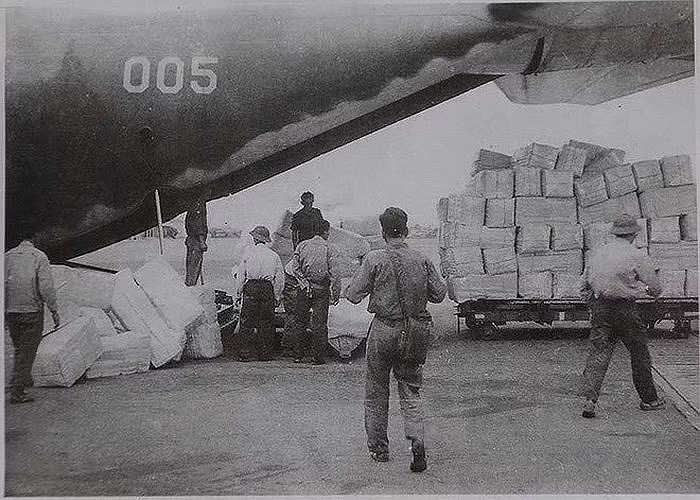Các máy bay vận tải C-130 trong quá khứ được chúng ta sử dụng cho nhiều dạng nhiệm vụ khác nhau, từ vận tải người cho tới vận tải hàng hoá. Nguồn ảnh: TL.