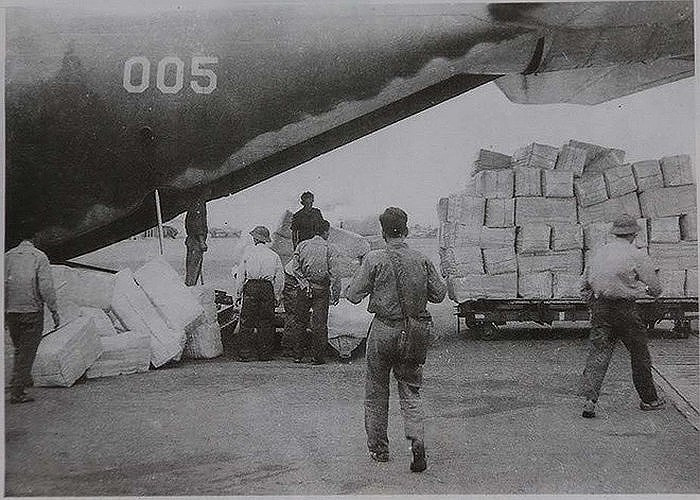 Các máy bay vận tải C-130 trong quá khứ được chúng ta sử dụng cho nhiều dạng nhiệm vụ khác nhau, từ vận tải người cho tới vận tải hàng hoá. Nguồn ảnh: TL.