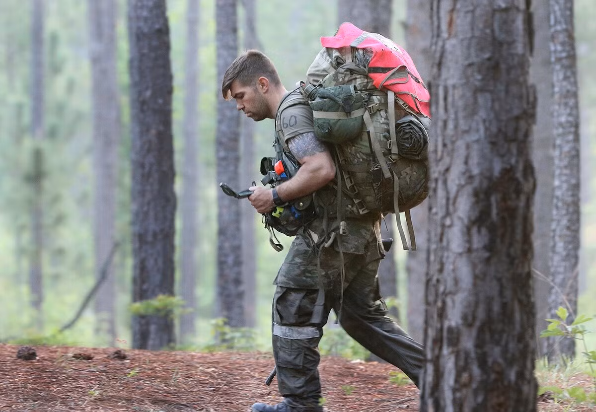 Khi này, cựu binh Mỹ sẽ nhận được rất nhiều khoản trợ cấp ưu đãi, đặc biệt là việc được quân đội hỗ trợ tiền học đại học - một khoản tiền cực kỳ lớn khi mà nhiều người Mỹ phải trả góp học phí đại học tới năm 40 tuổi vẫn chưa hết nợ. Nguồn ảnh: BI.