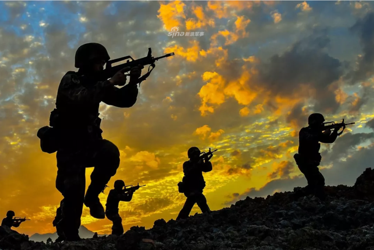 Tác phẩm mang tên "tấn công dưới ánh mặt trời". Nguồn ảnh: Sina.