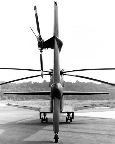 Theo các tham số lý thuyết, trực thăng S-67 của Mỹ có khả năng bay với tốc độ tối đa 300 km/h, trần bay 5000 mét và có khả năng leo cao với tốc độ chóng mặt - lên tới 12 mét/giây. Nguồn ảnh: Pinterest.