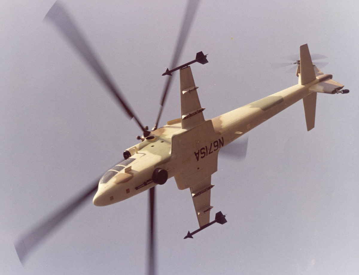 Đáng tiếc là quá trình nghiên cứu và hoàn thiện S-67 gặp phải quá nhiều khó khăn. Rất nhiều trở ngại về kỹ thuật là không thể vượt qua với công nghệ ở thời điểm bấy giờ và toàn bộ chương trình S-67 đã bị hủy bỏ sau một vụ tai nạn. Nguồn ảnh: Pinterest.