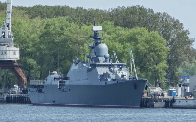 Khi thông tin về việc Việt Nam huỷ làm việc với cặp Gepard 3.9 thứ ba với phía Nga, nhiều đồn đoán về việc Việt Nam quay sang làm việc để mua các khinh hạm, hộ vệ hạm hiện đại của Pháp, Hà Lan đã rộ lên. Nguồn ảnh: Flickr.