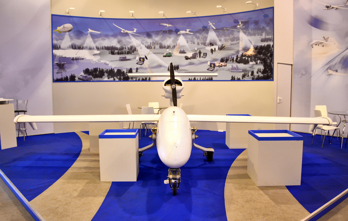 Tuy nhiên rất có thể từ những kiến thức quý báu này, chúng ta đã tự phát triển để tạo tiền để cho sự ra đời của các loại máy bay không người lái nội địa sau này. Nguồn ảnh: Pinterest.