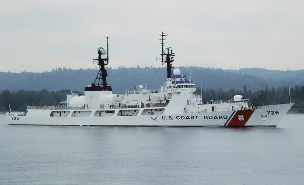 Tàu có chiều dài 115 mét, lườn rộng tối đa 13 mét, mớn nước tối đa 5,5 mét và có tốc độ khá nhanh, lên tới 29 hải lý giờ - tương đương với 54 km/h. Nguồn ảnh: John Midgett.