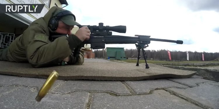 Nhưng điều khó hiểu là hiện tại, khẩu súng bắn tỉa hạng nặng thế hệ mới này mới chỉ được trang bị cho lực lượng đặc nhiệm Nga hoạt động trong nước và số ít đang hoạt động tại Syria.