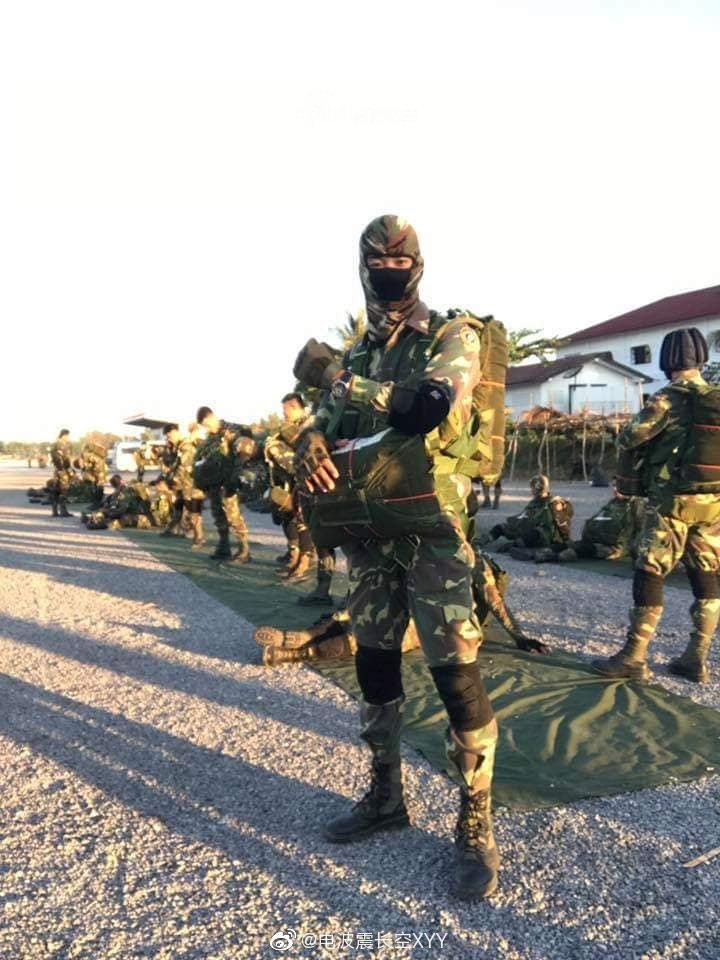 JS 9 được Lào sử dụng cho các lực lượng đặc biệt của quốc gia này trong đó có lực lượng lính dù. Nguồn ảnh: Sina.